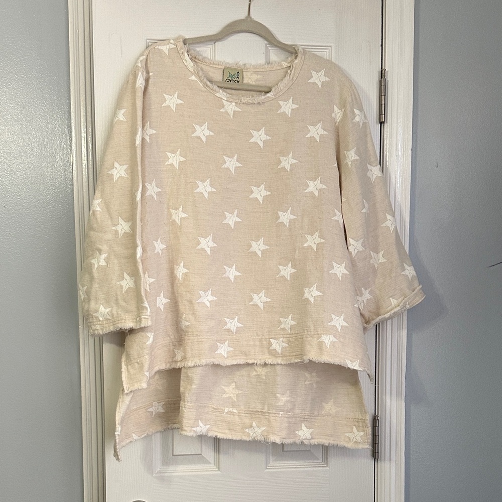 Jaded Gypsy Women's Star Print Tunic Top - Beige/Cream S/M